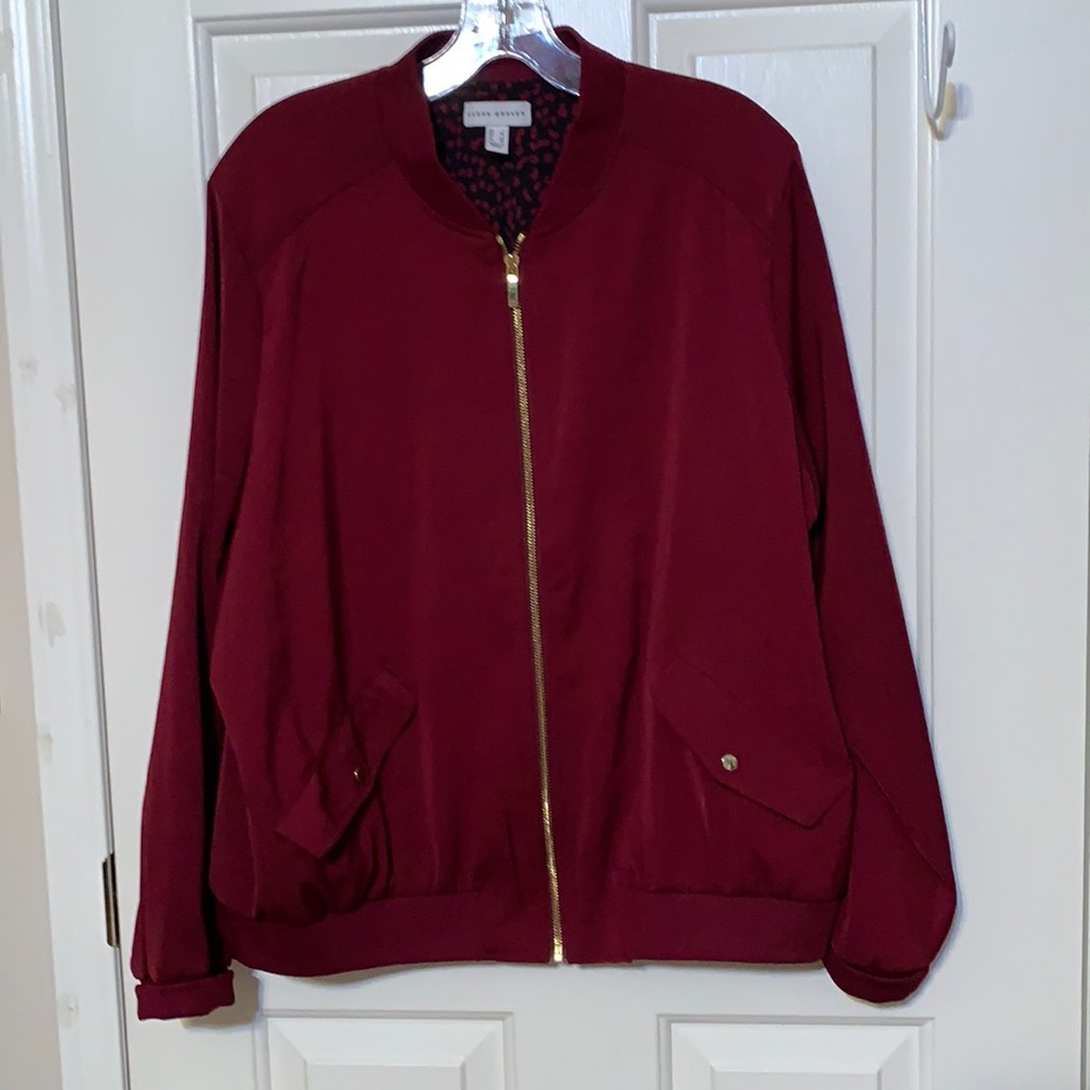 Susan Graver L burgundy bomber jacket